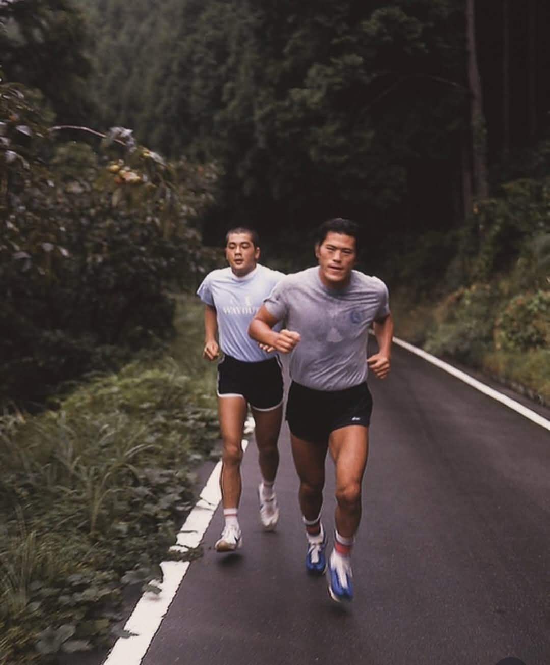 Cold Showers for Hair Growth: How Cold Water Improves Circulation and Seals Cuticles for Thicker Hair